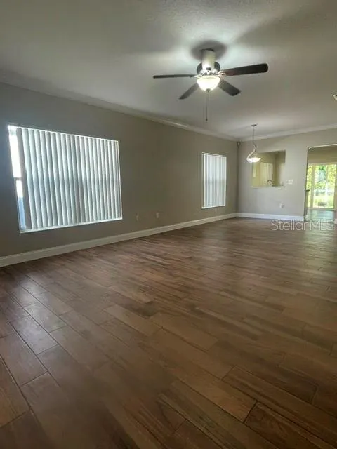2413 SAGEMONT DR