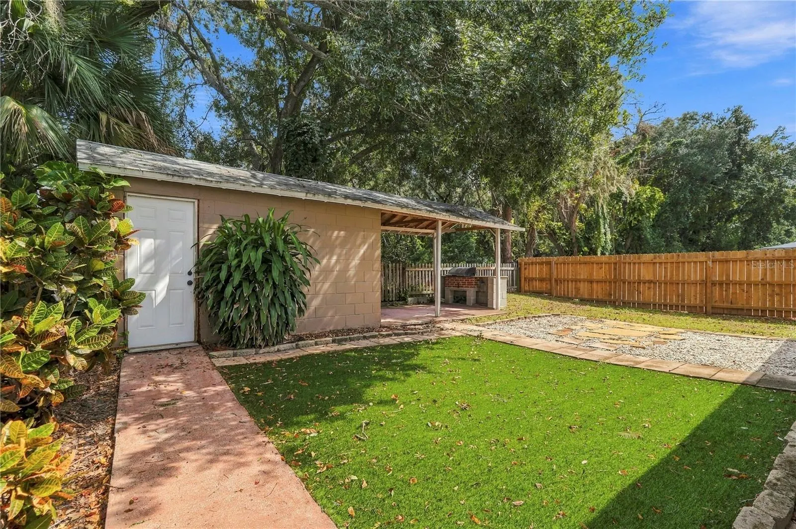 1753 KIRTLEY DR