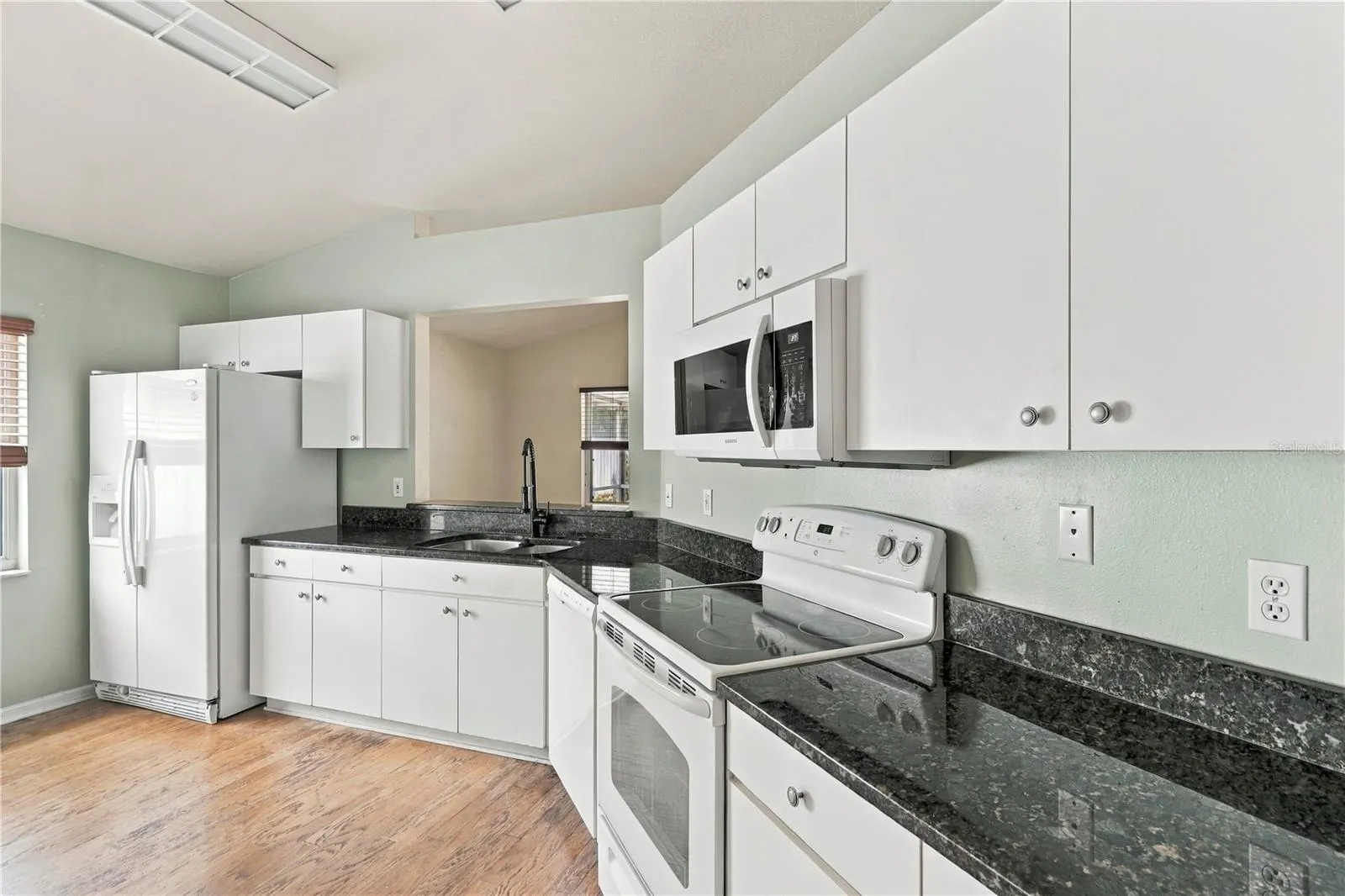 1753 KIRTLEY DR