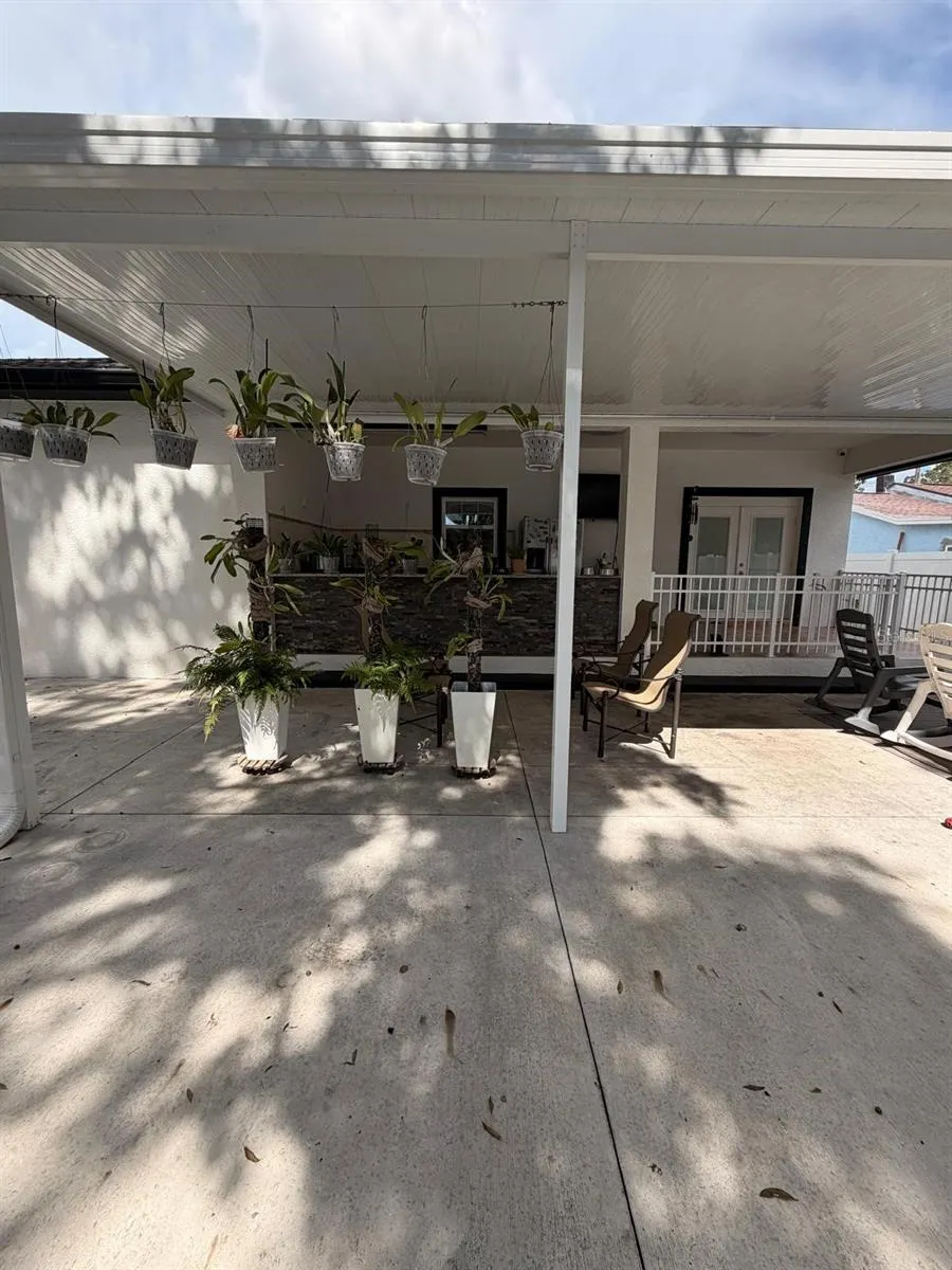 1726 W POWHATAN AVE
