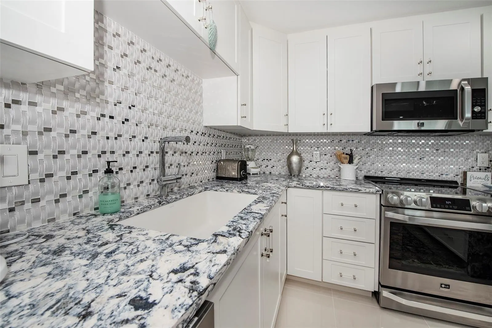 675 S GULFVIEW BLVD #704 #704