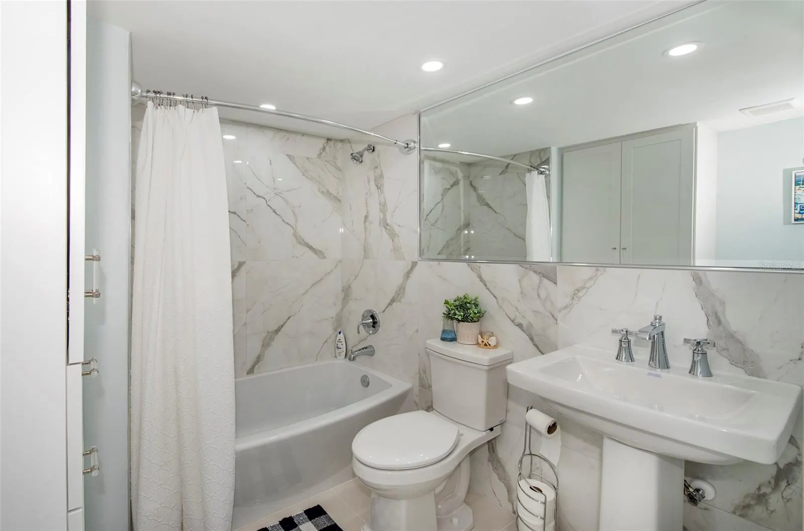 675 S GULFVIEW BLVD #704 #704