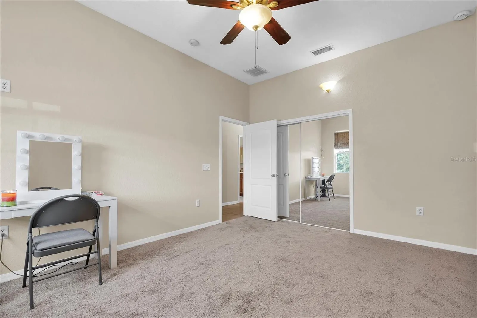 5909 ARTESIAN RIDGE LN