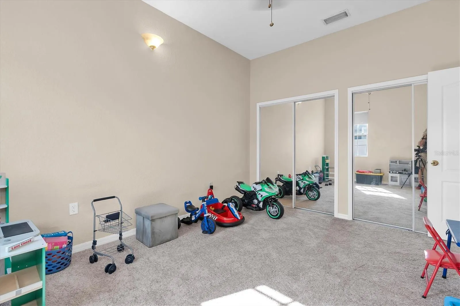5909 ARTESIAN RIDGE LN