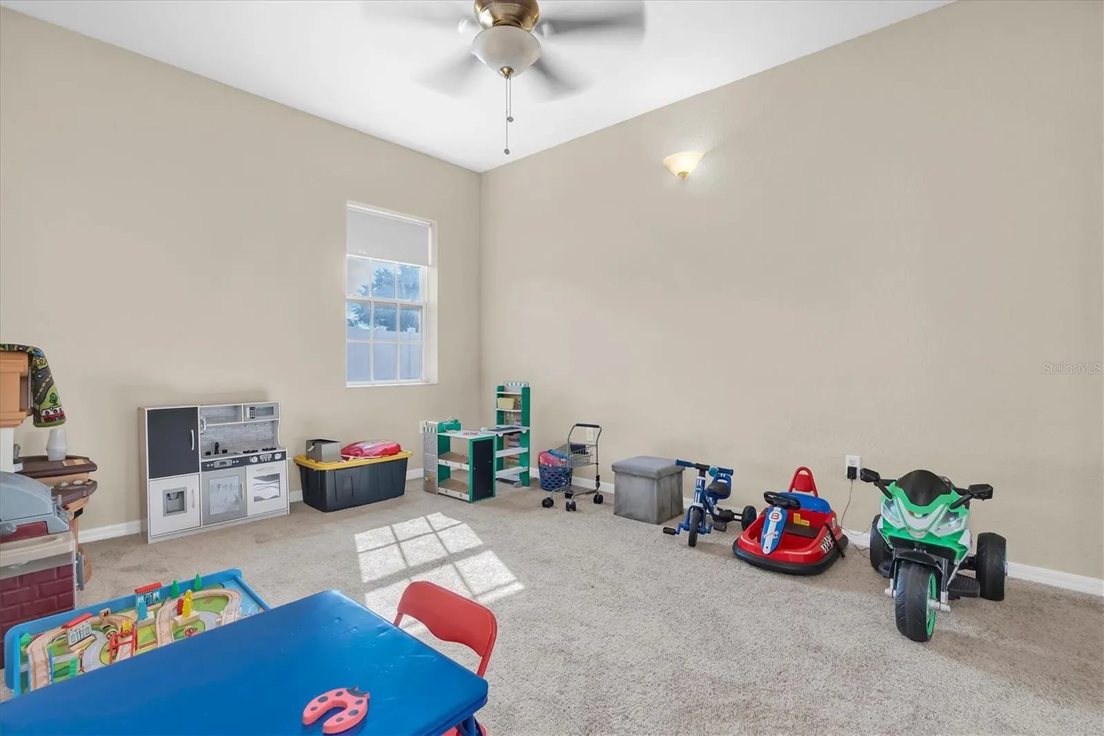 5909 ARTESIAN RIDGE LN