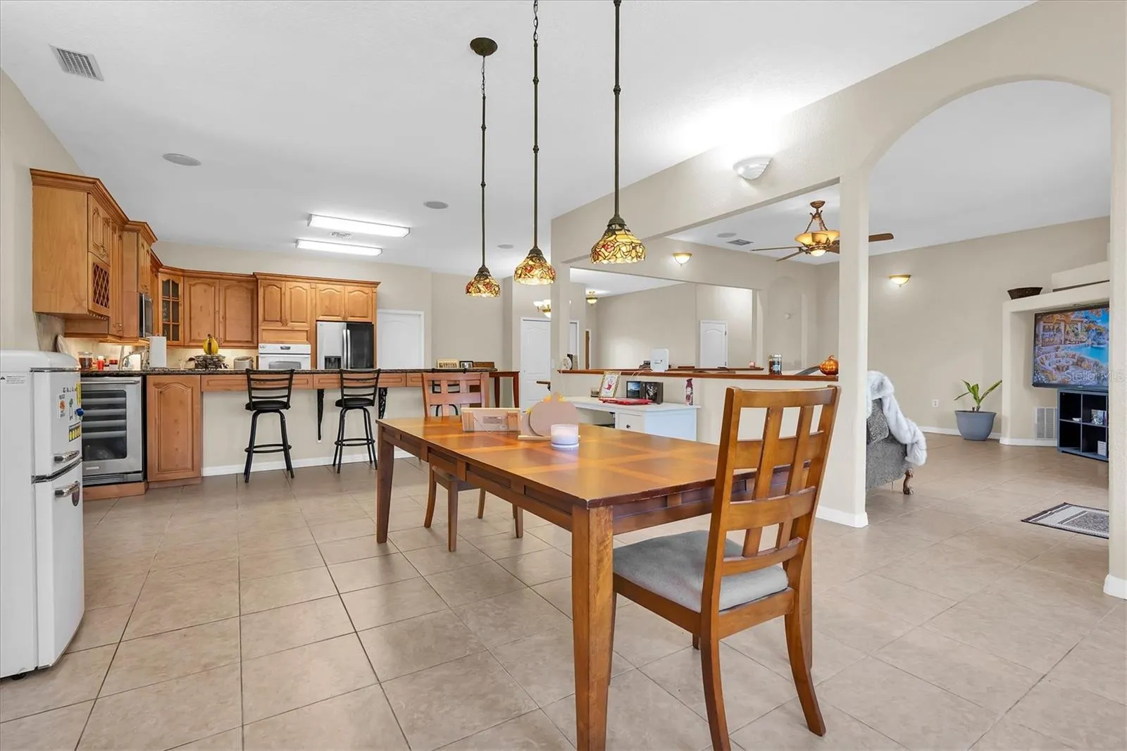 5909 ARTESIAN RIDGE LN