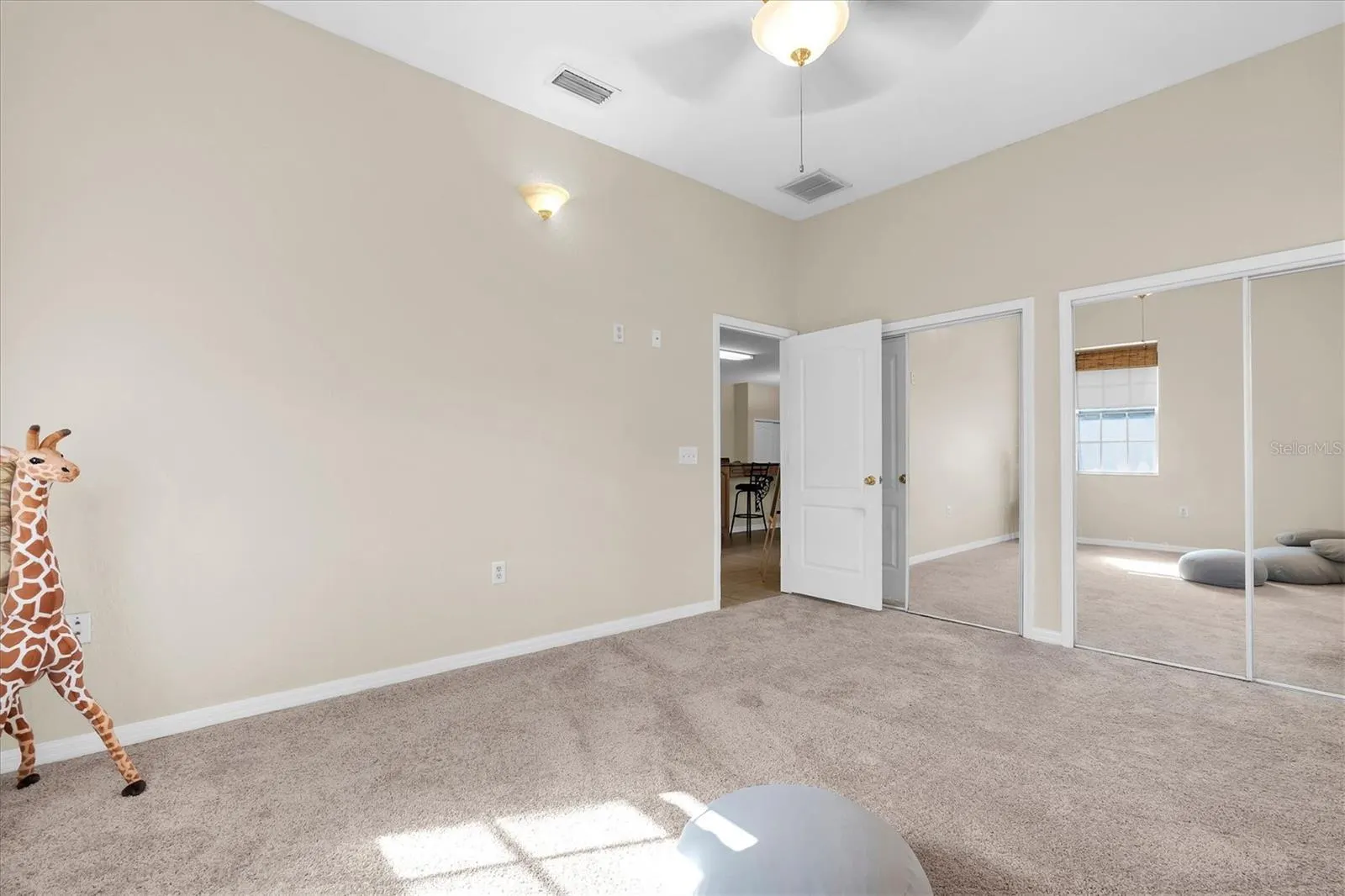 5909 ARTESIAN RIDGE LN