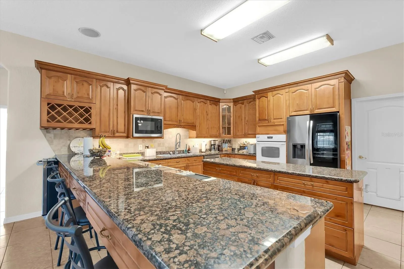 5909 ARTESIAN RIDGE LN