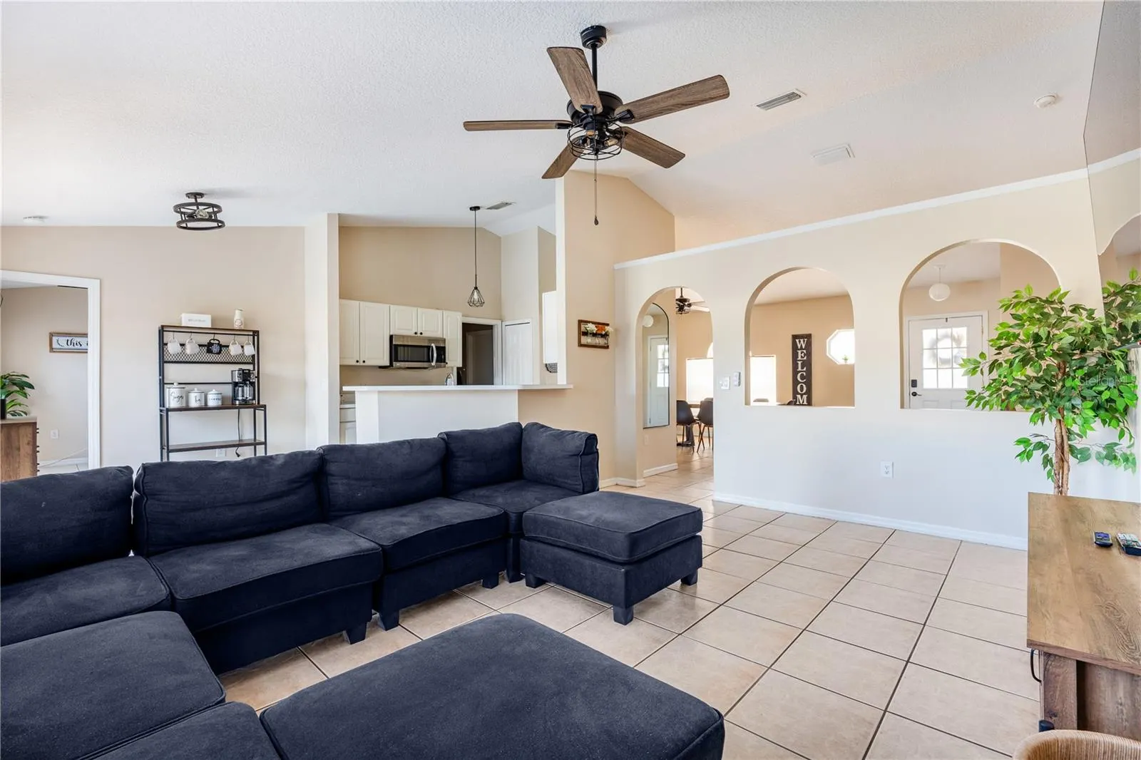 331 MARQUEE DRIVE DR
