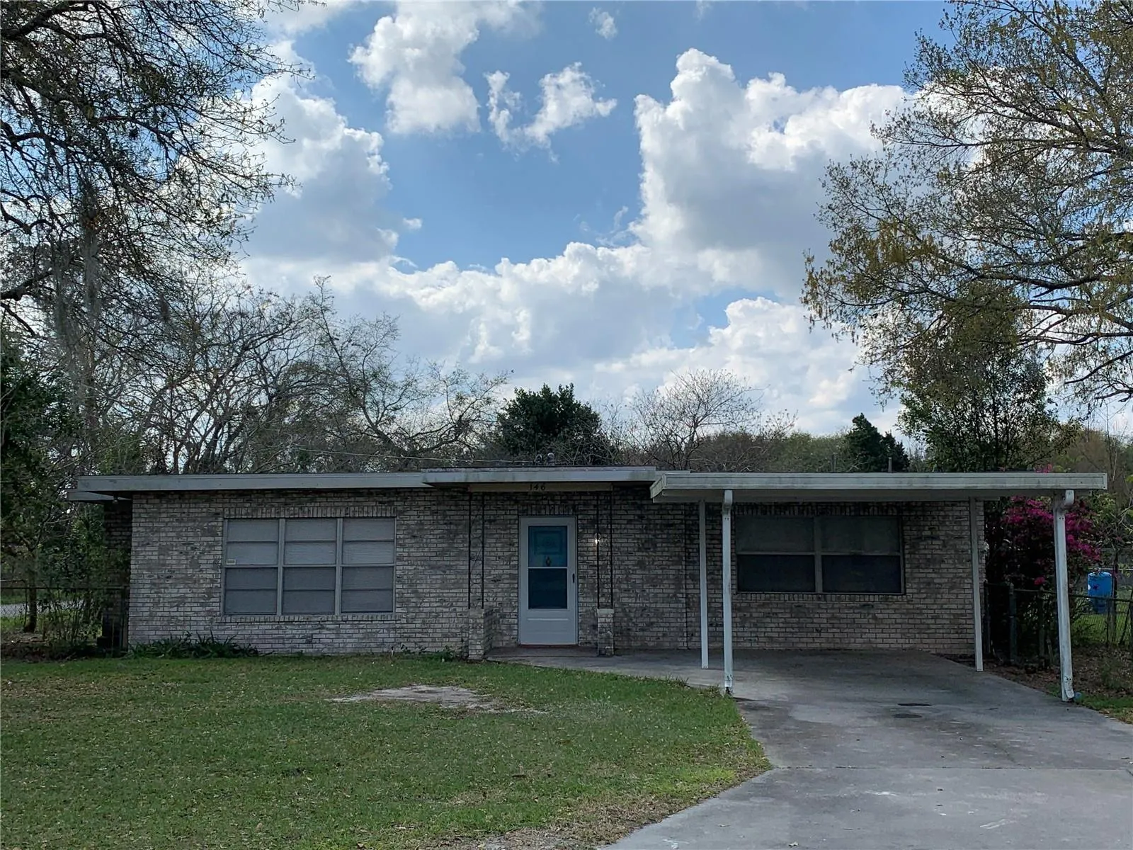 146 OLEANDER AVE