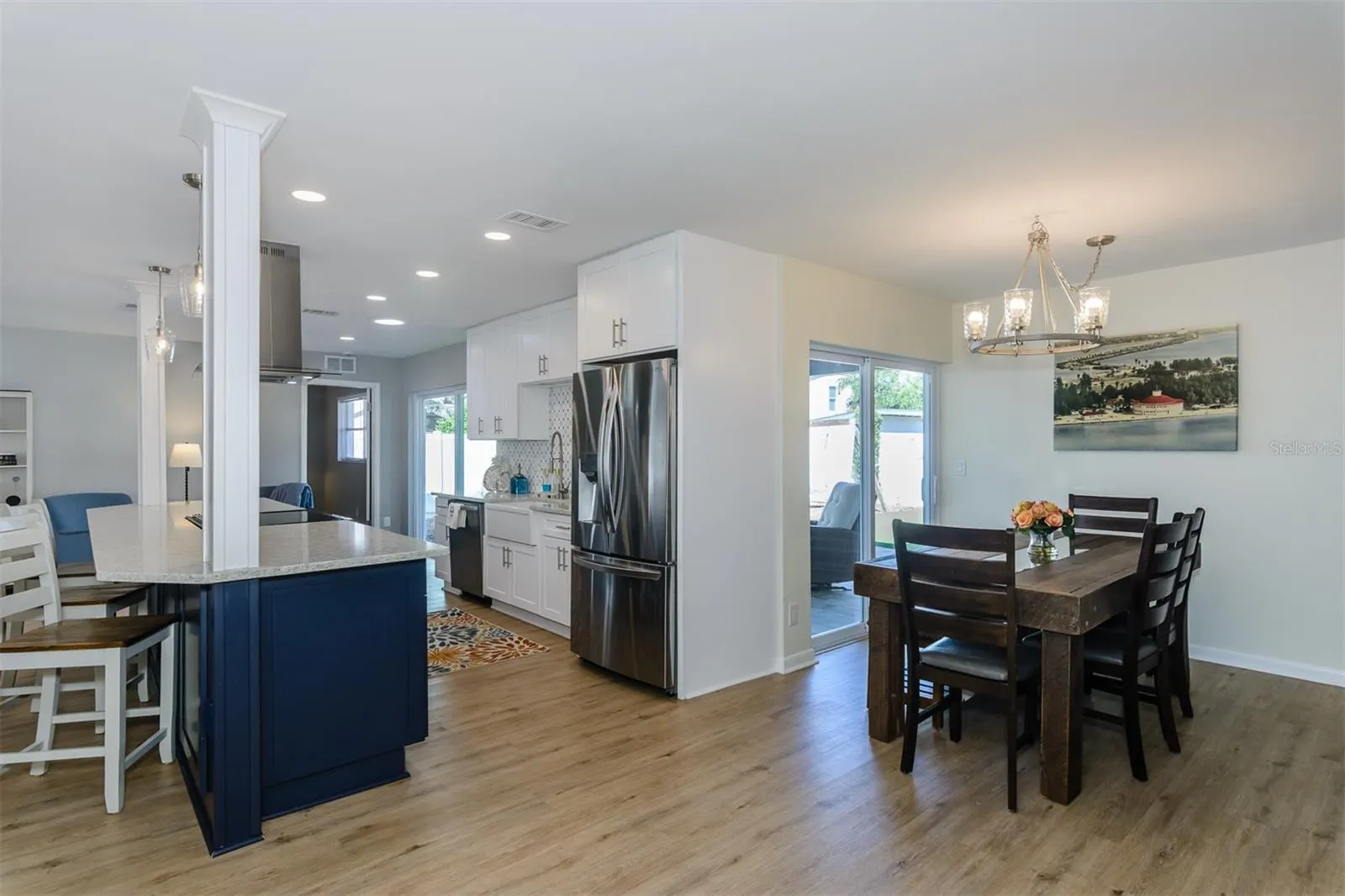 57 HARBOR OAKS CIR