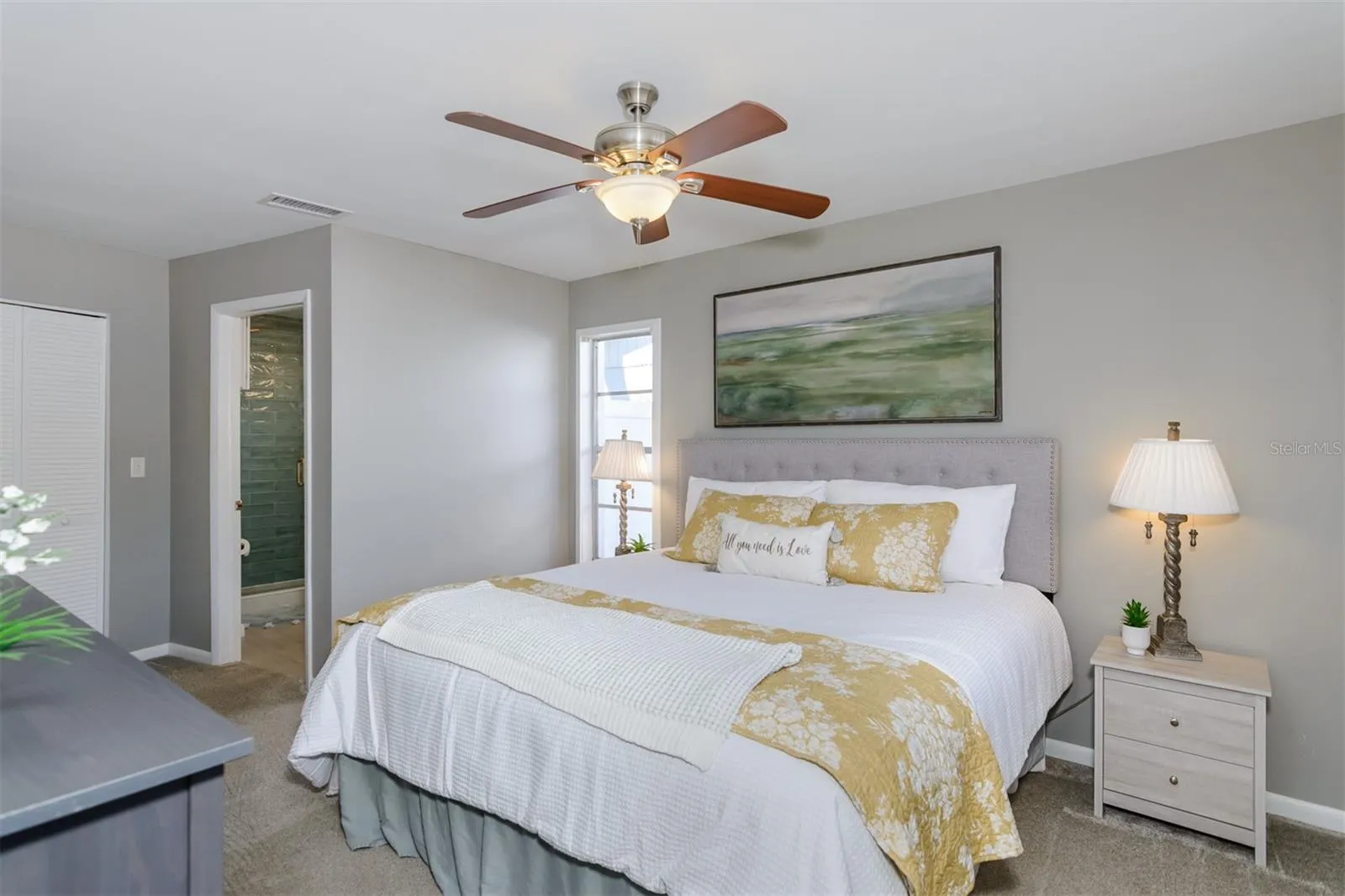 57 HARBOR OAKS CIR
