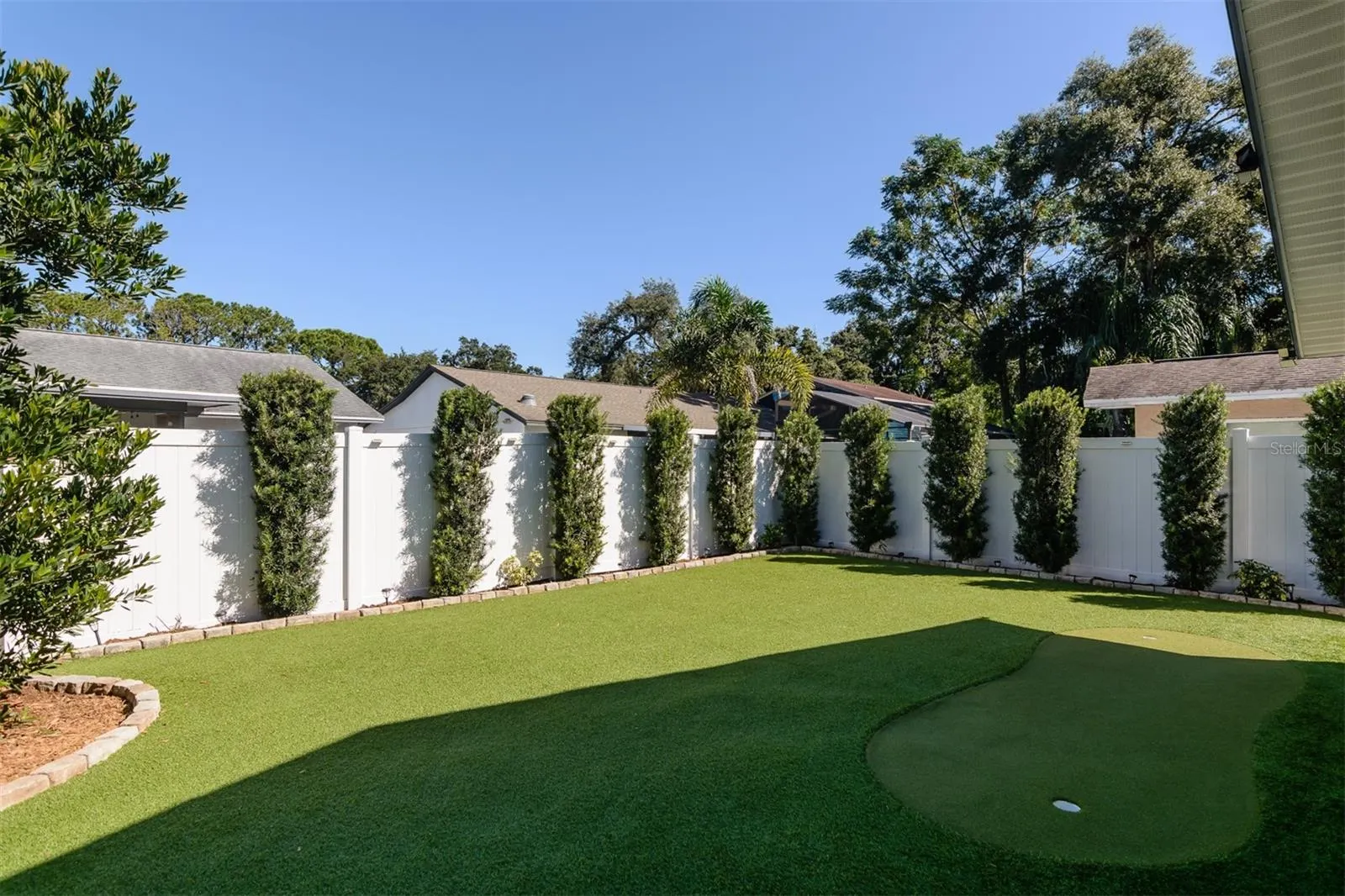 57 HARBOR OAKS CIR