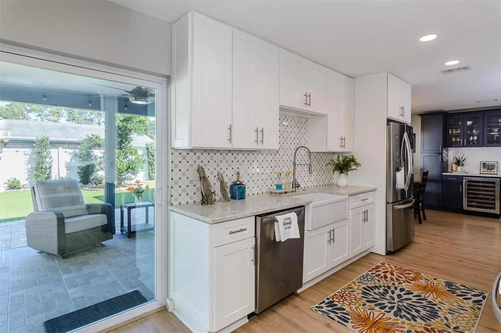 57 HARBOR OAKS CIR