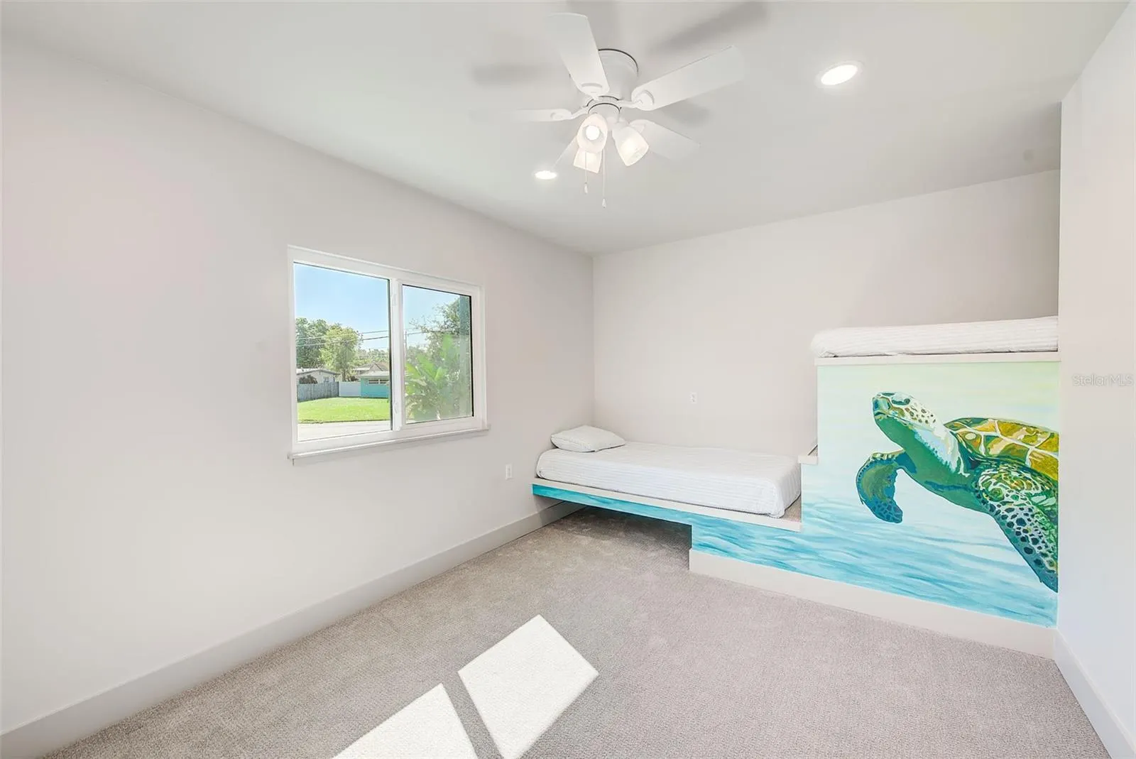362 GATEWOOD DR