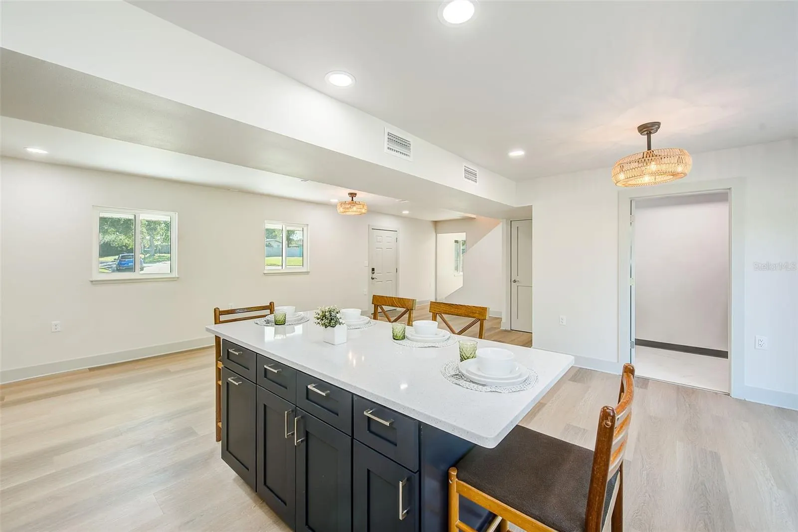 362 GATEWOOD DR