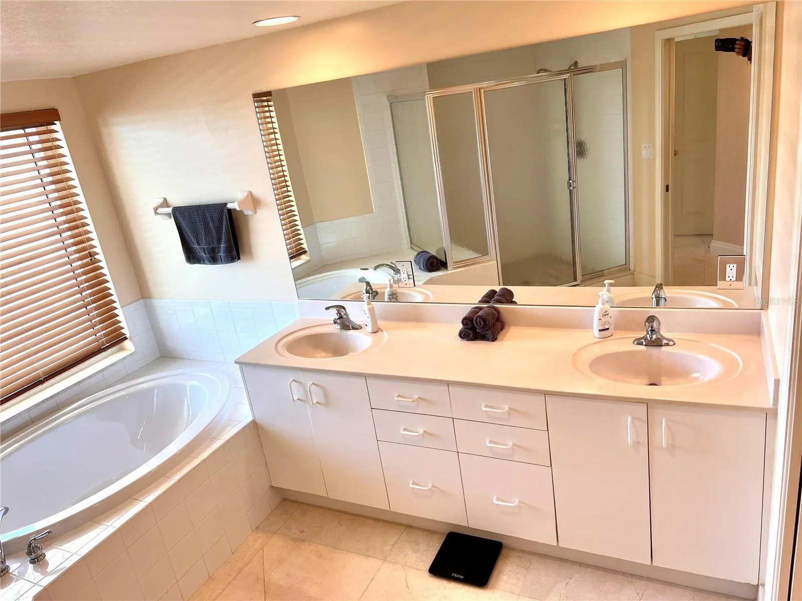 1180 GULF BLVD #306 #306