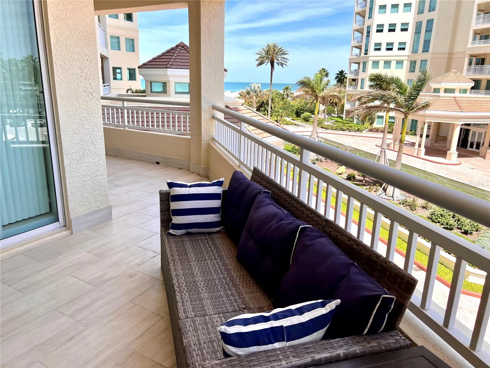 1180 GULF BLVD #306 #306