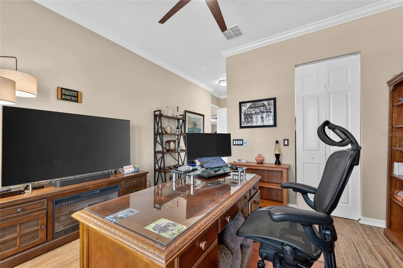 16301 GARNET GLEN PL