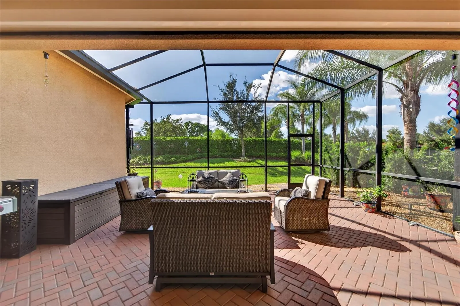 16301 GARNET GLEN PL