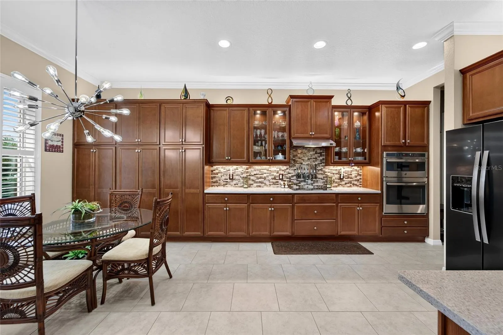16301 GARNET GLEN PL