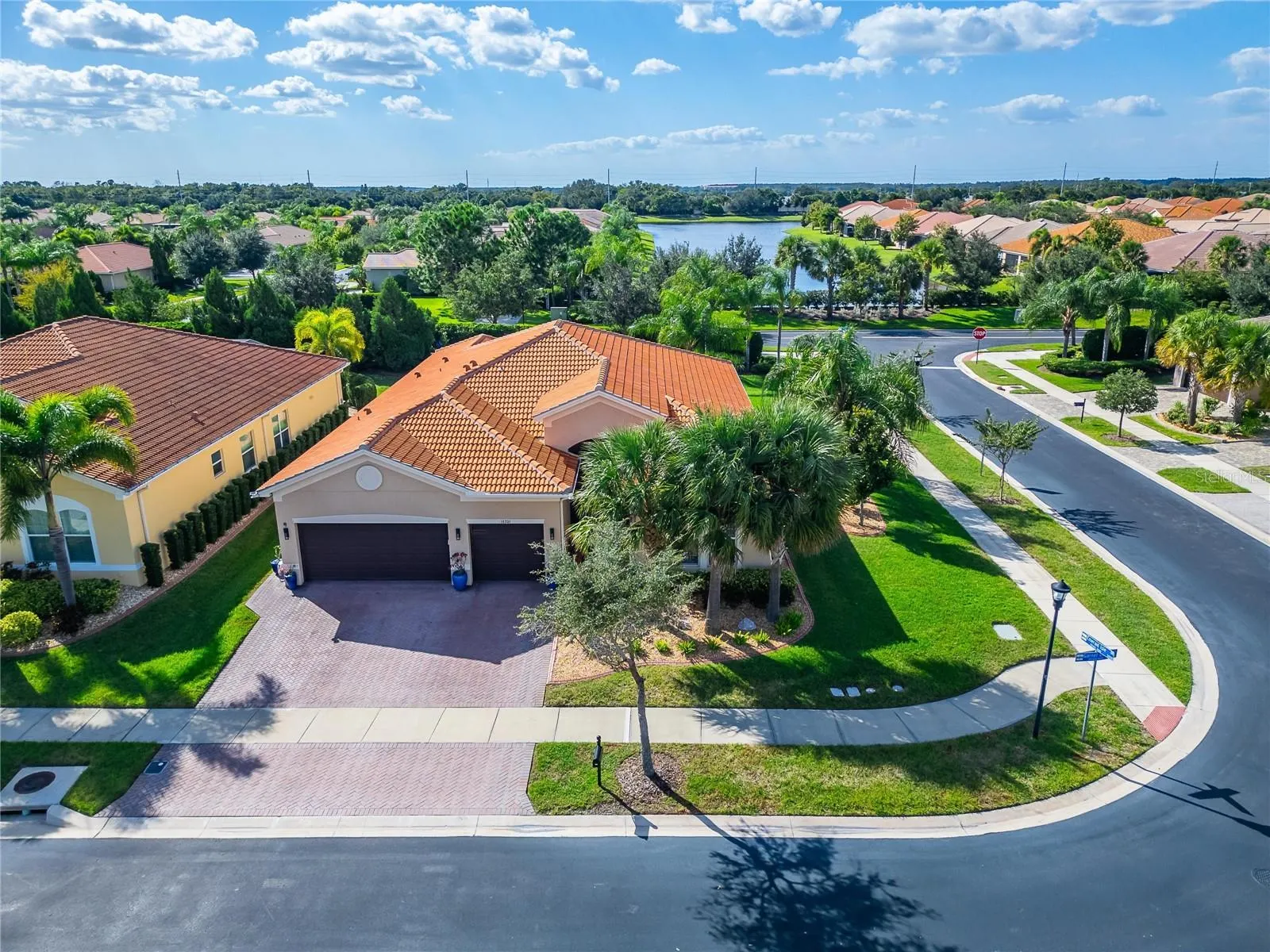16301 GARNET GLEN PL
