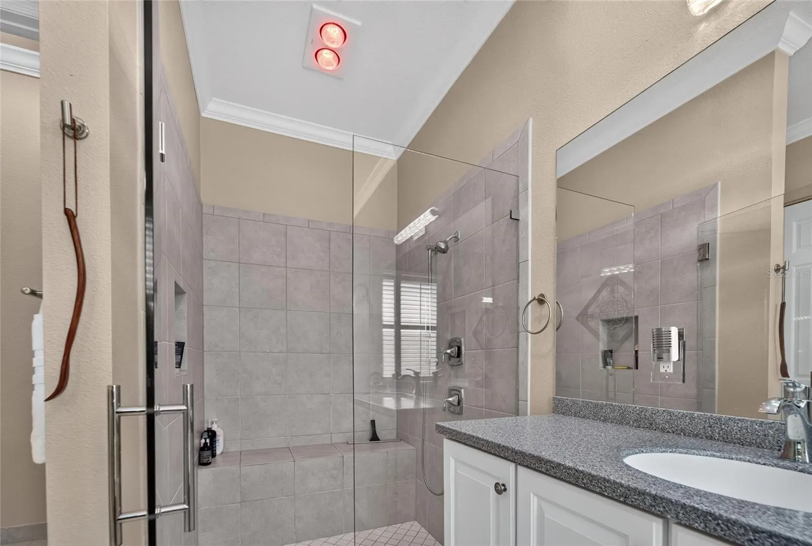 16301 GARNET GLEN PL