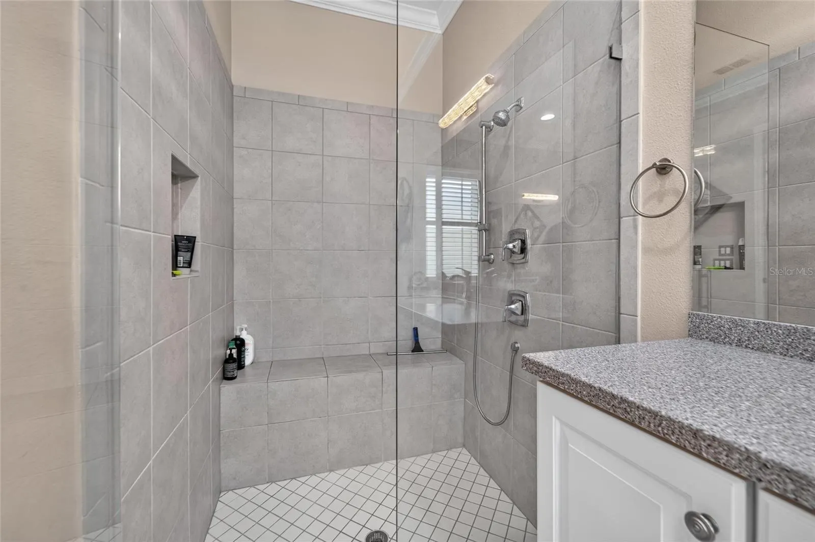 16301 GARNET GLEN PL