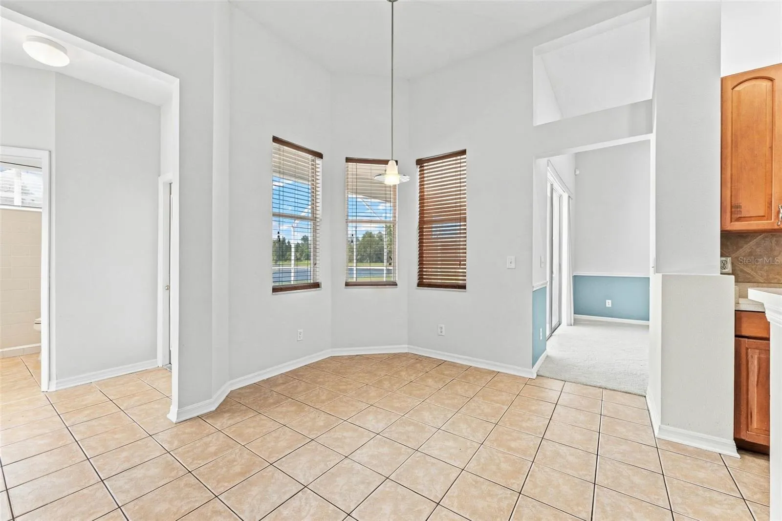11617 GROVE ARCADE DR