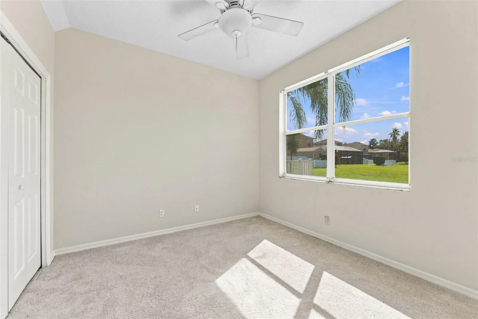 11617 GROVE ARCADE DR