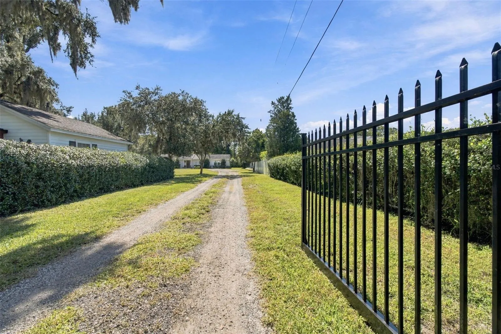 9450 ROBERTS RD