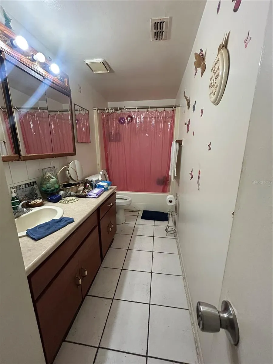 8906 PEPPERMILL CT