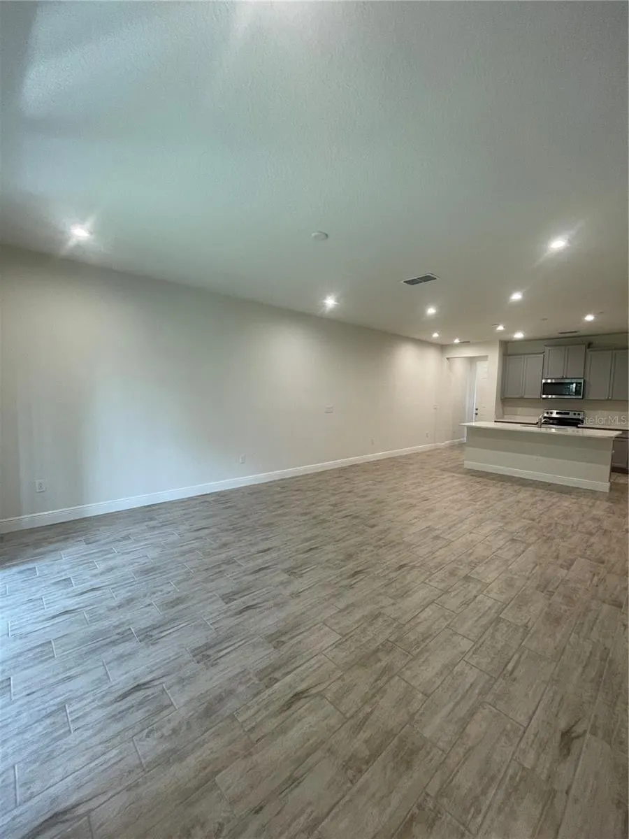 5806 GRAND SONATA AVE