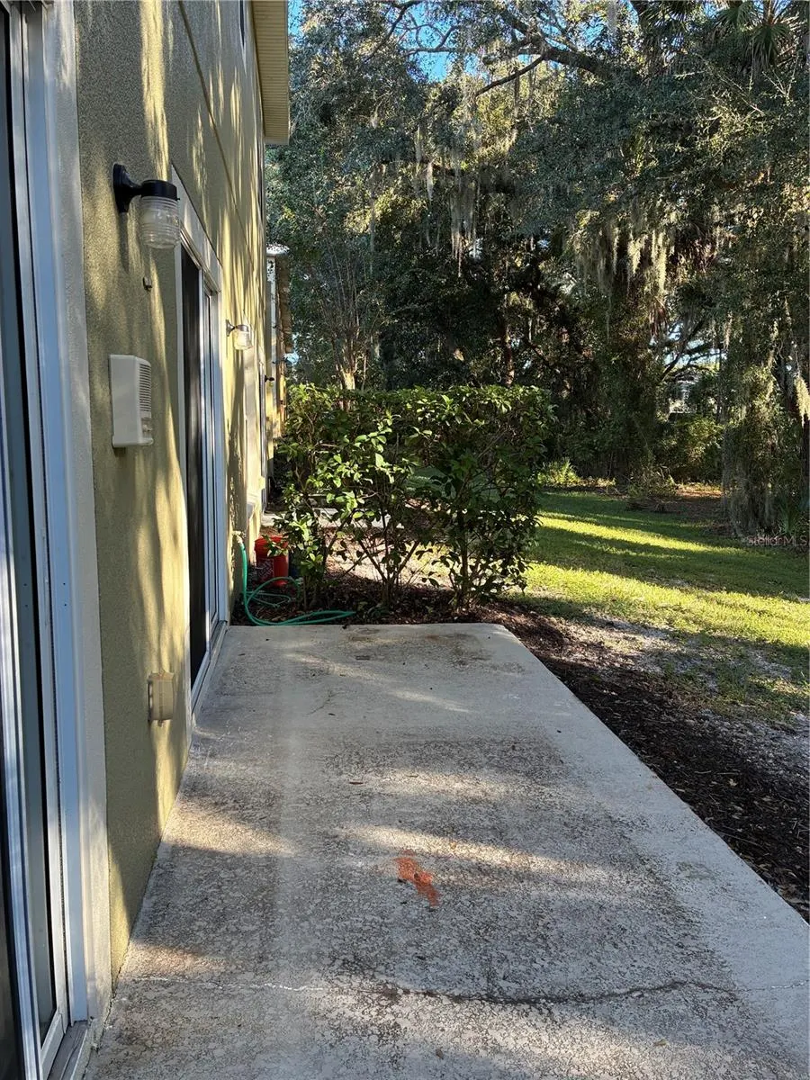 20105 WEEPING LAUREL PL