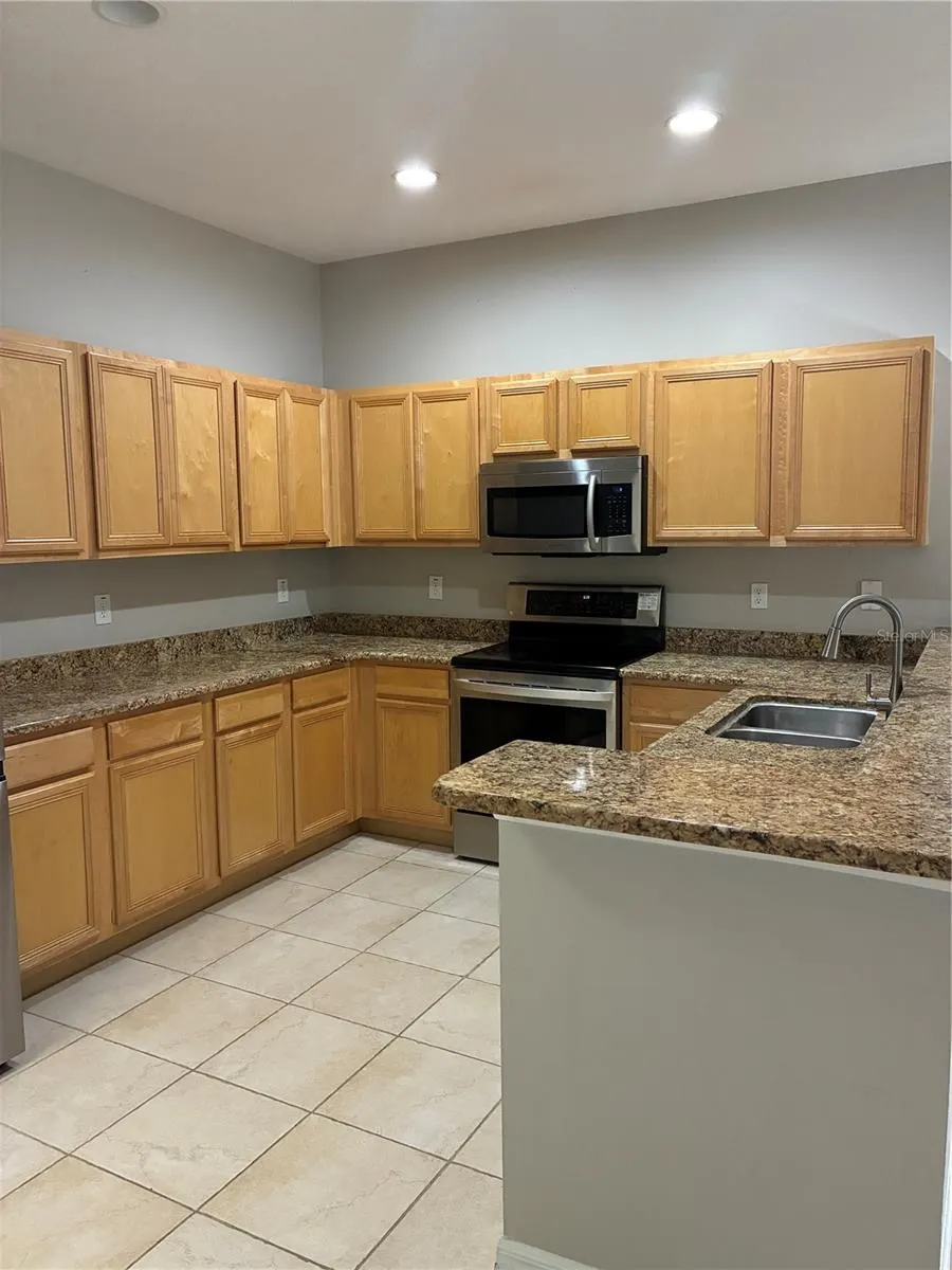 20105 WEEPING LAUREL PL