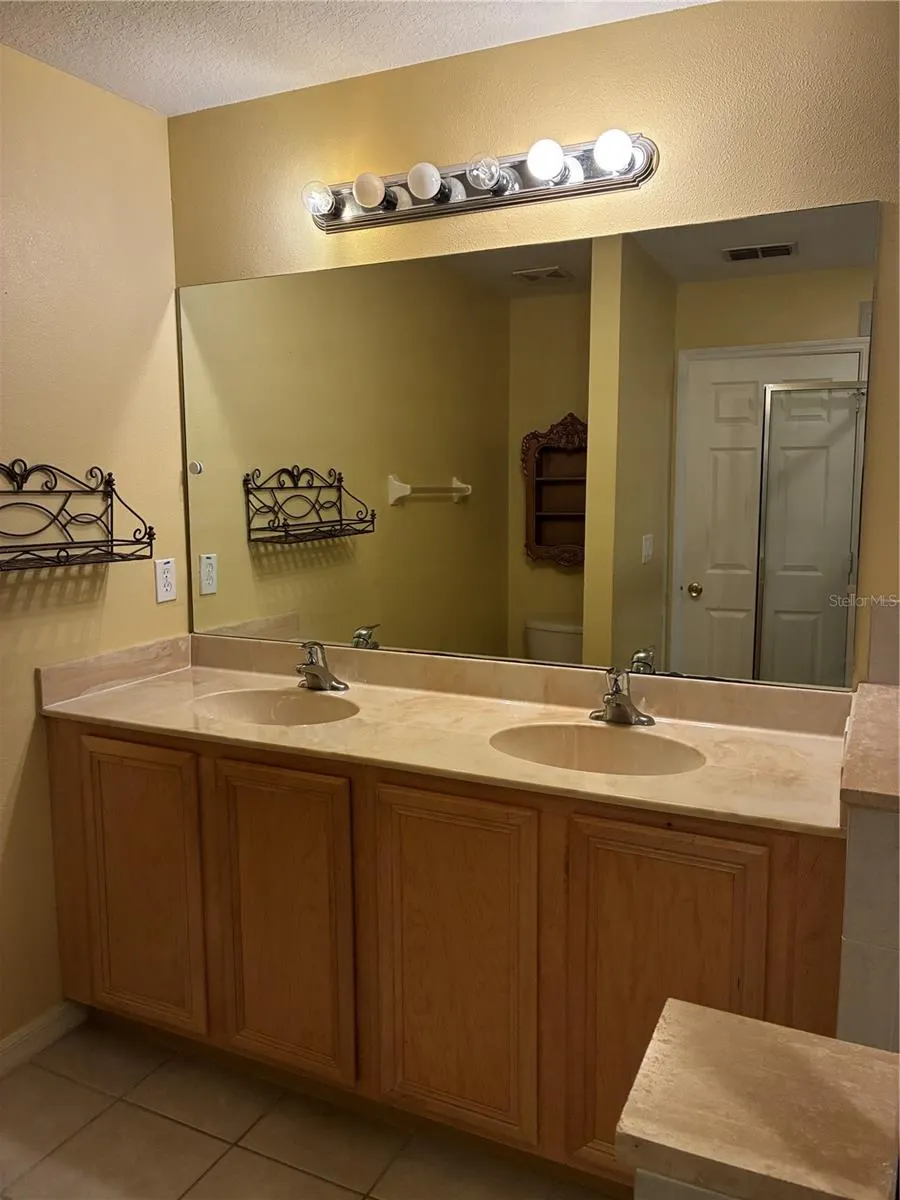 20105 WEEPING LAUREL PL