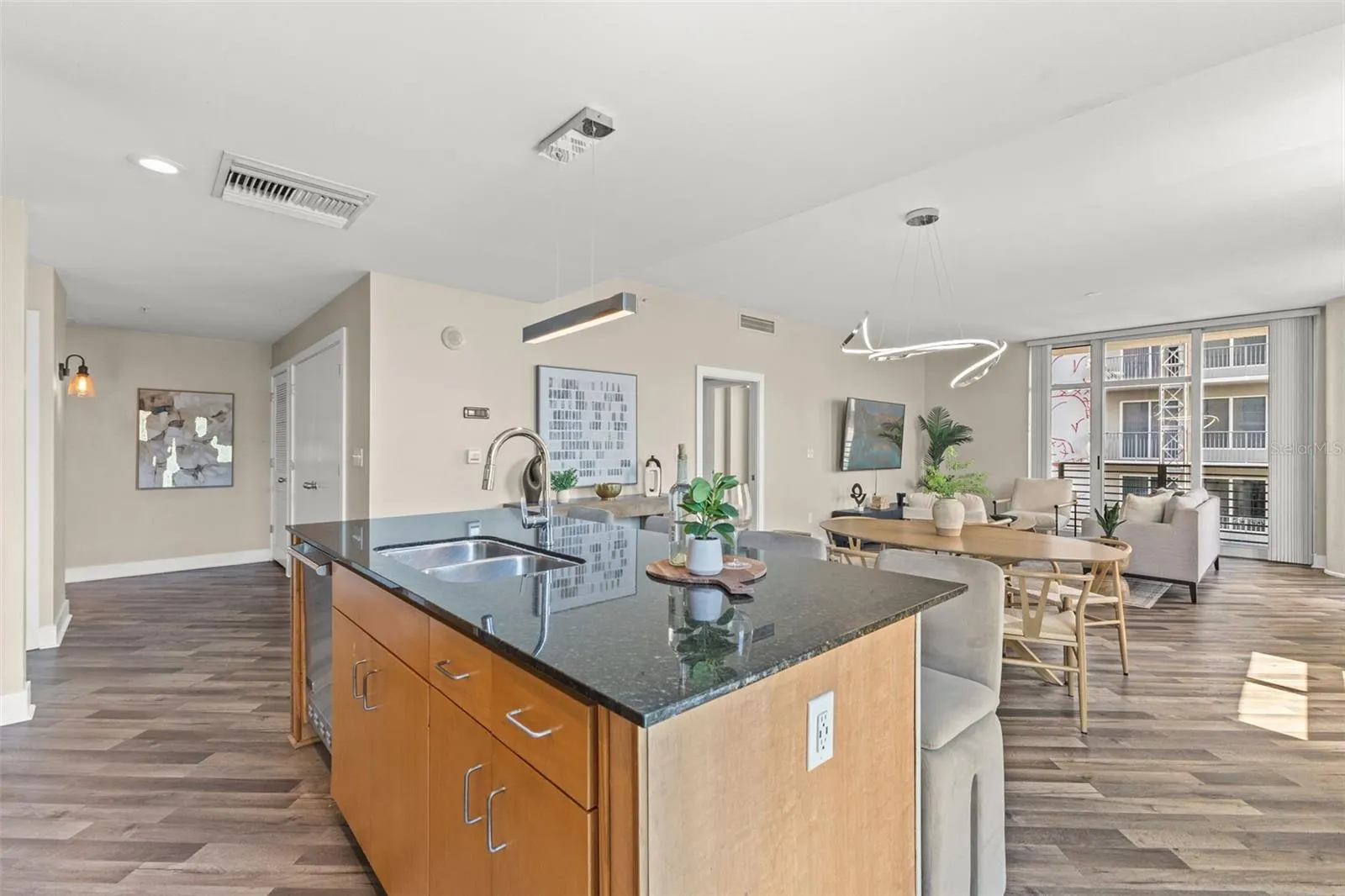 1120 E KENNEDY BLVD #1229 #1229