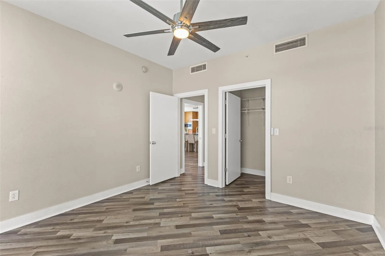 1120 E KENNEDY BLVD #1229 #1229