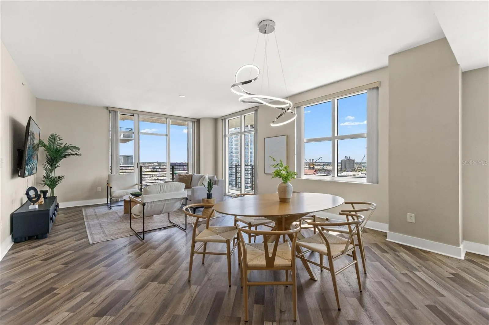 1120 E KENNEDY BLVD #1229 #1229
