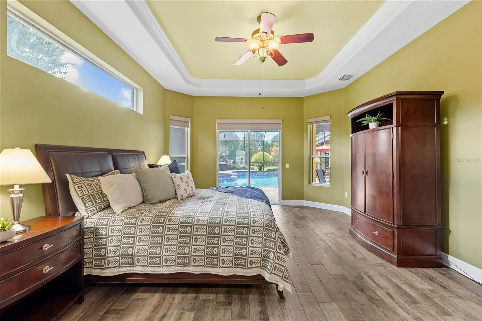 19614 EAGLE CREST DR
