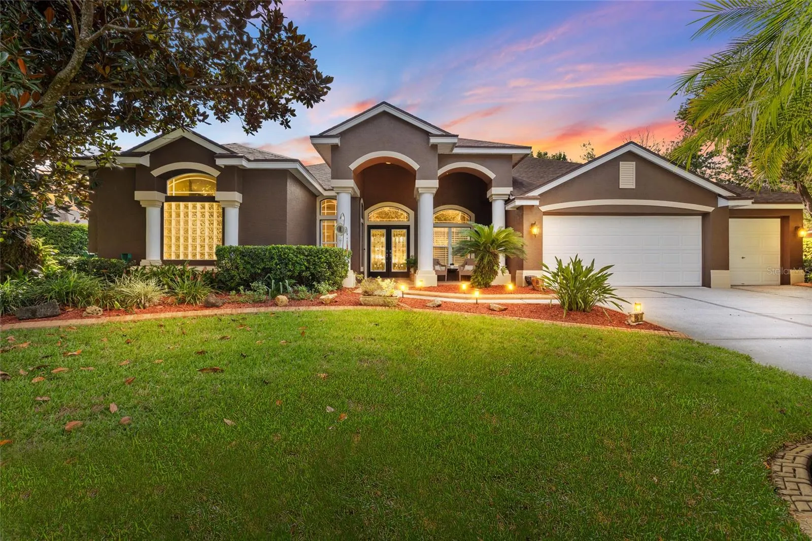 19614 EAGLE CREST DR