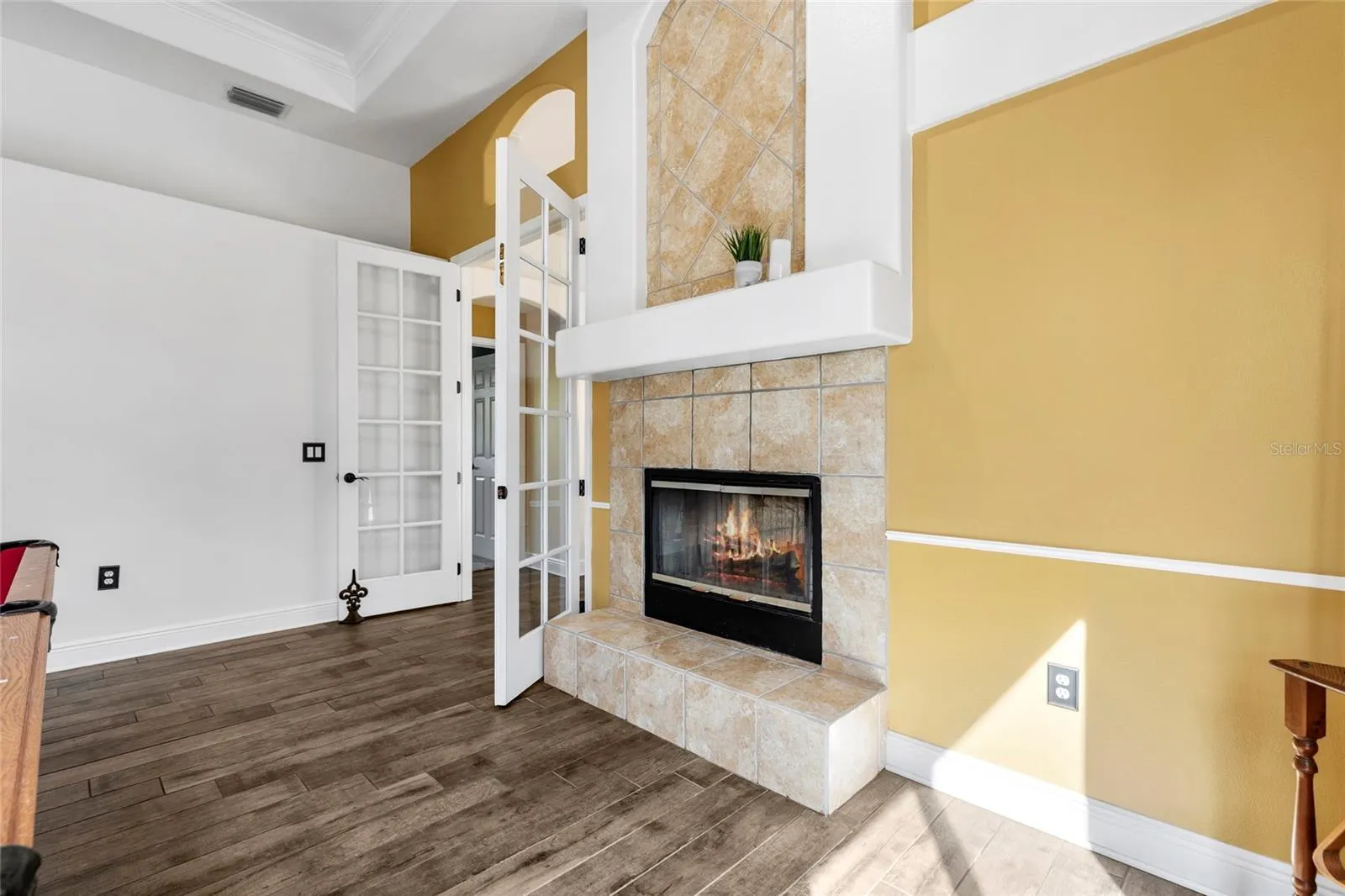 19614 EAGLE CREST DR