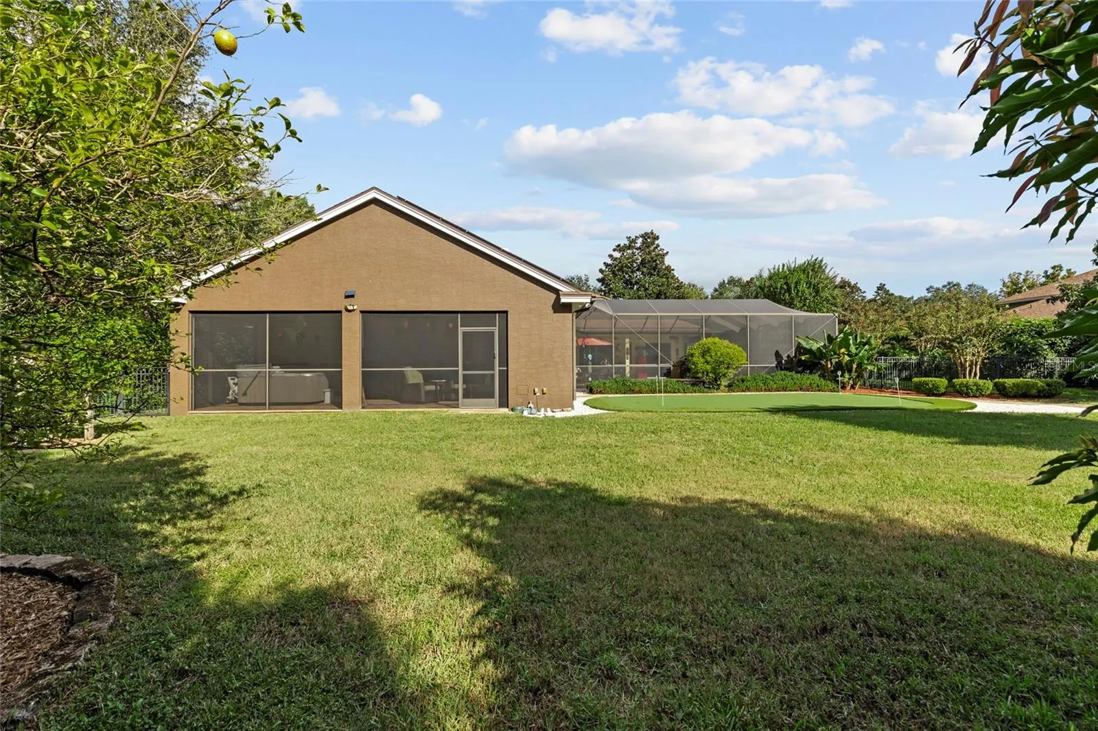 19614 EAGLE CREST DR