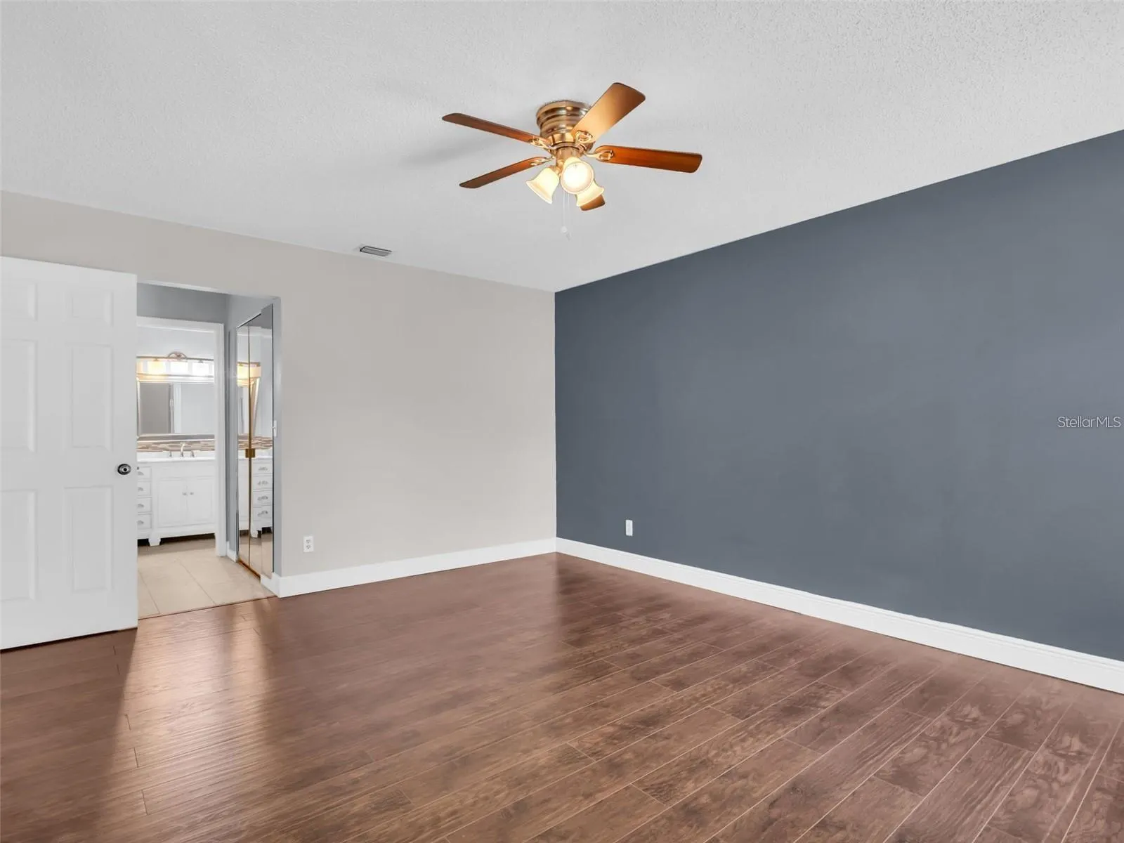 1801 E LAKE RD #20C #20C