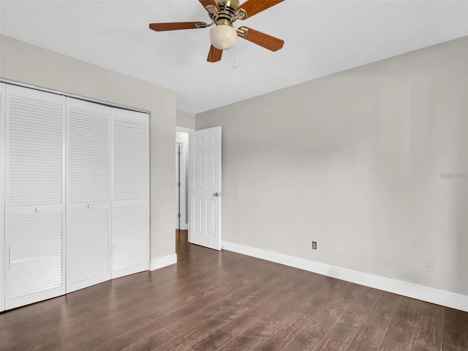 1801 E LAKE RD #20C #20C