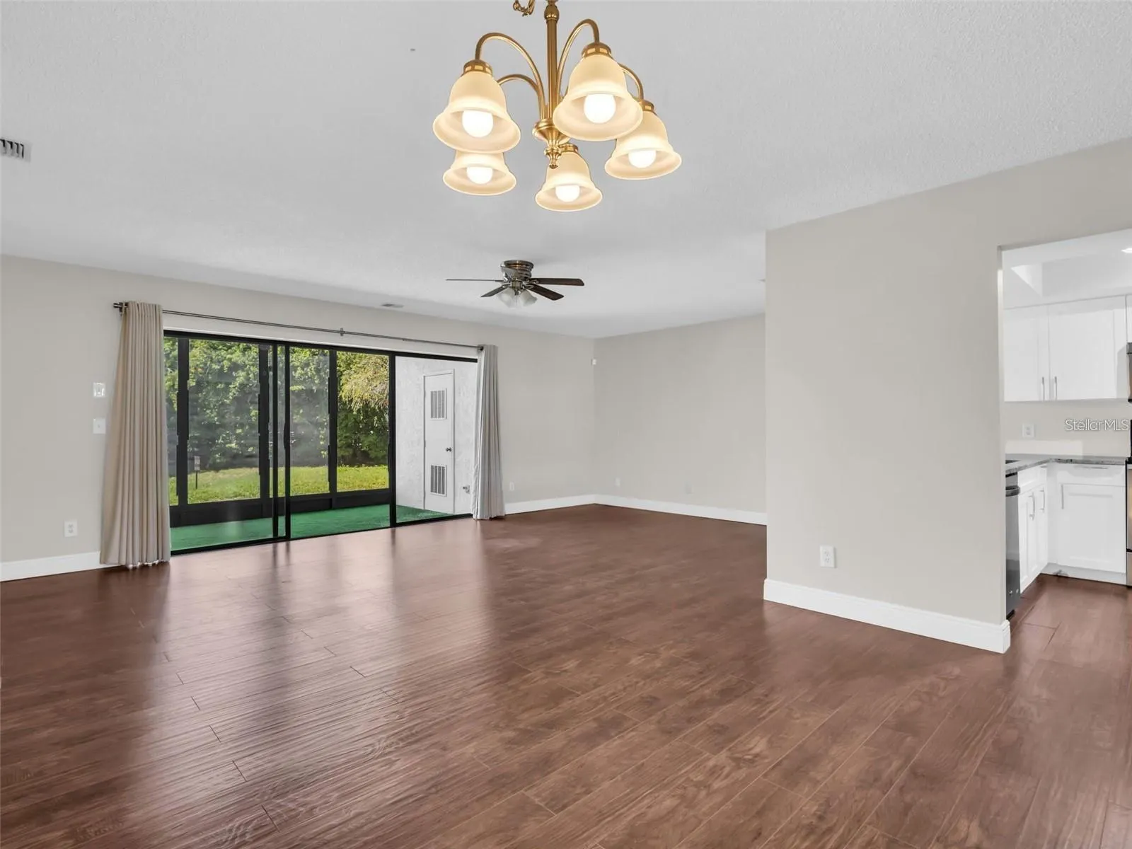 1801 E LAKE RD #20C #20C