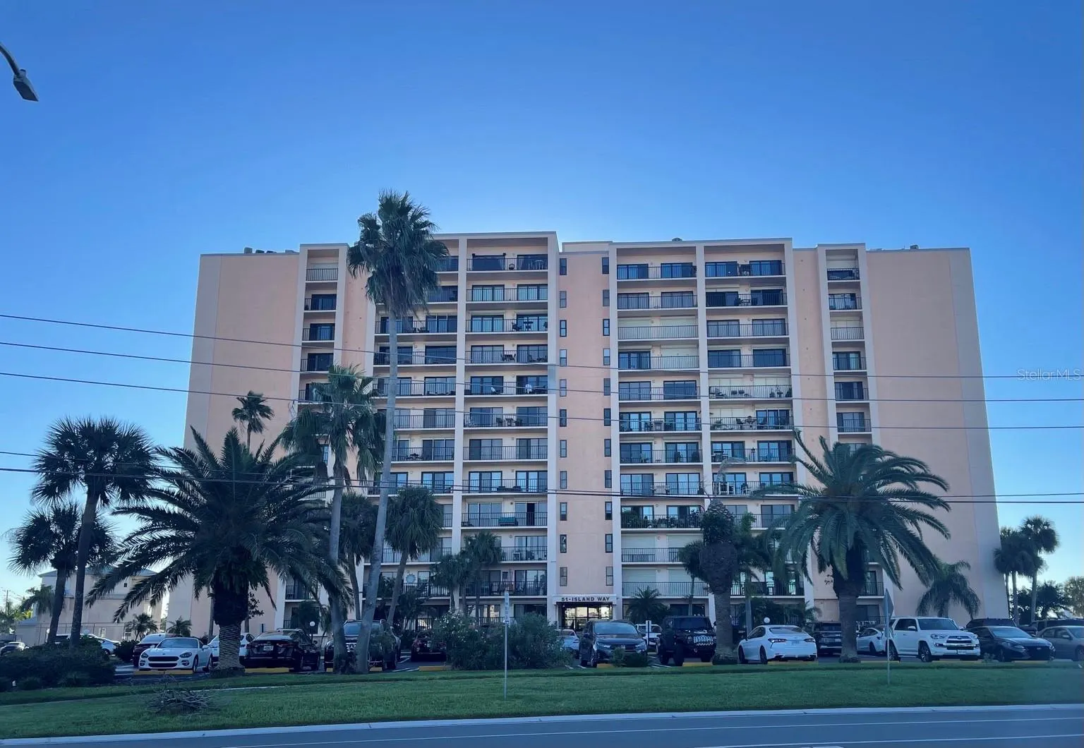 51 ISLAND WAY #1109 #1109