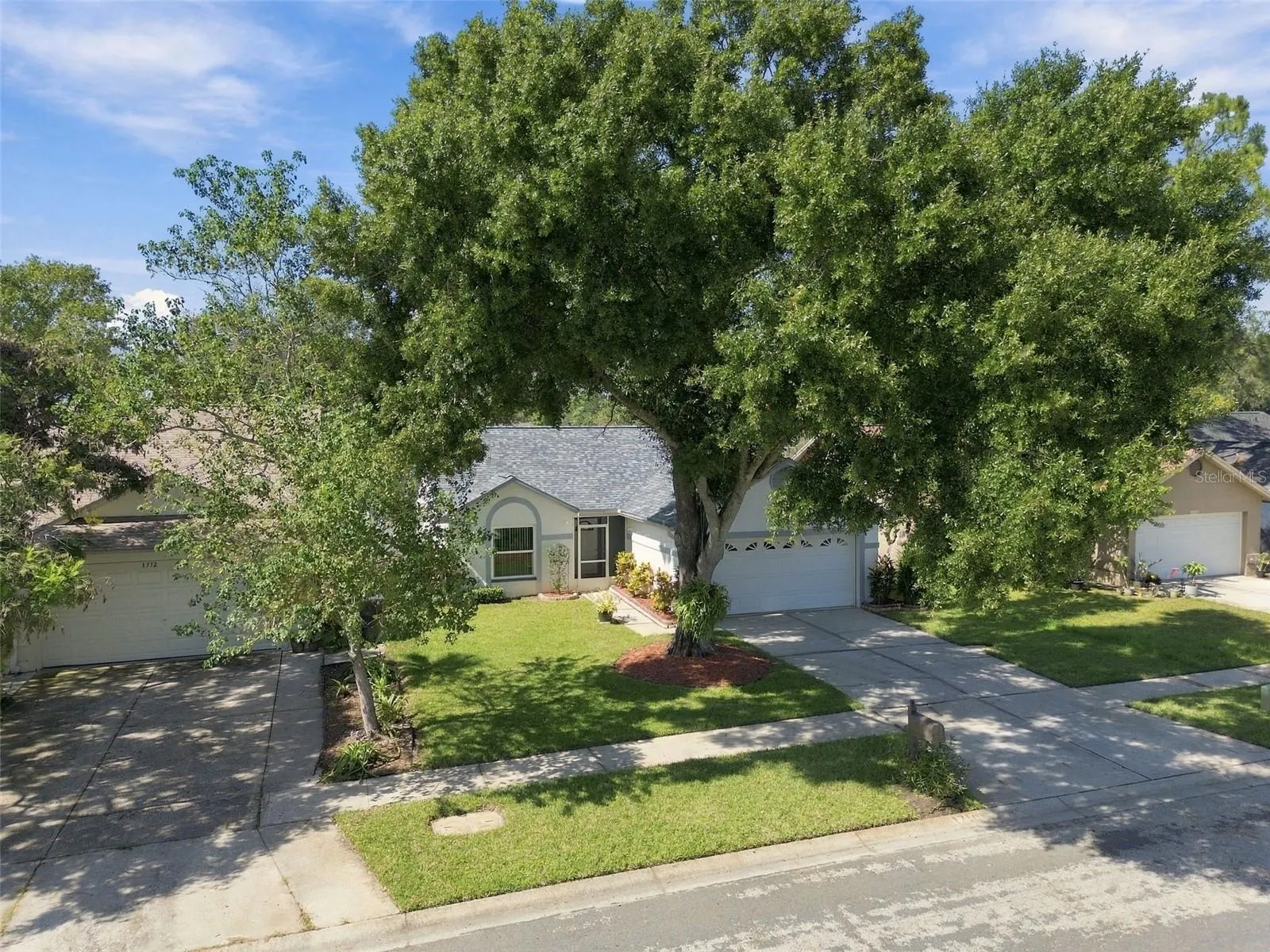 1710 TARAH TRACE DR