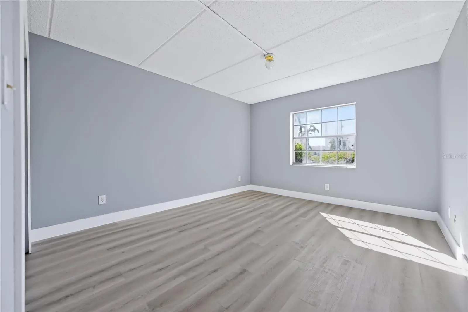 10365 PARADISE BLVD #5 #5