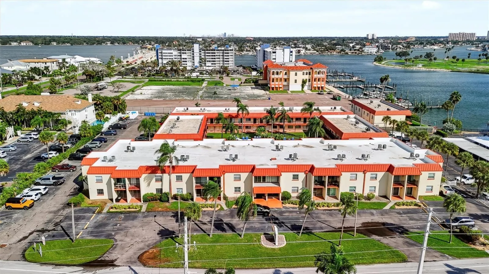 10365 PARADISE BLVD #5 #5